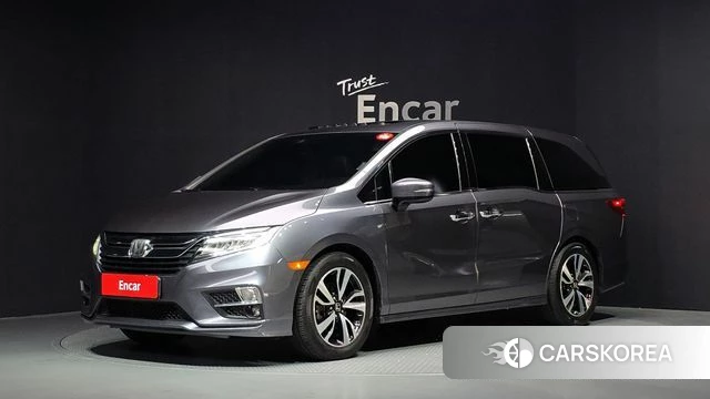Honda Odyssey 2018 Серый из Кореи