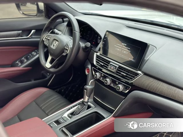 Honda Inspire 2022 Белый из Китая