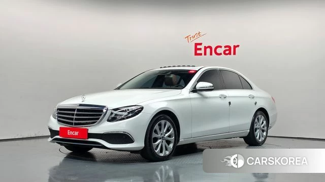 Mercedes-Benz E-Class W213 2019 Белый из Кореи