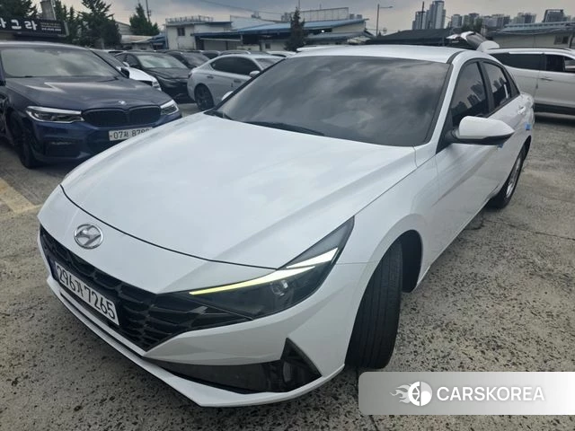 Hyundai Avante (CN7) 2022 Белый из Кореи