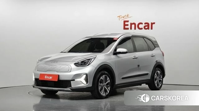 Kia Niro Plus 2022 Серебряный из Кореи