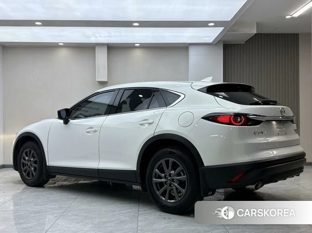 Mazda CX-4 2021 Белый из Китая