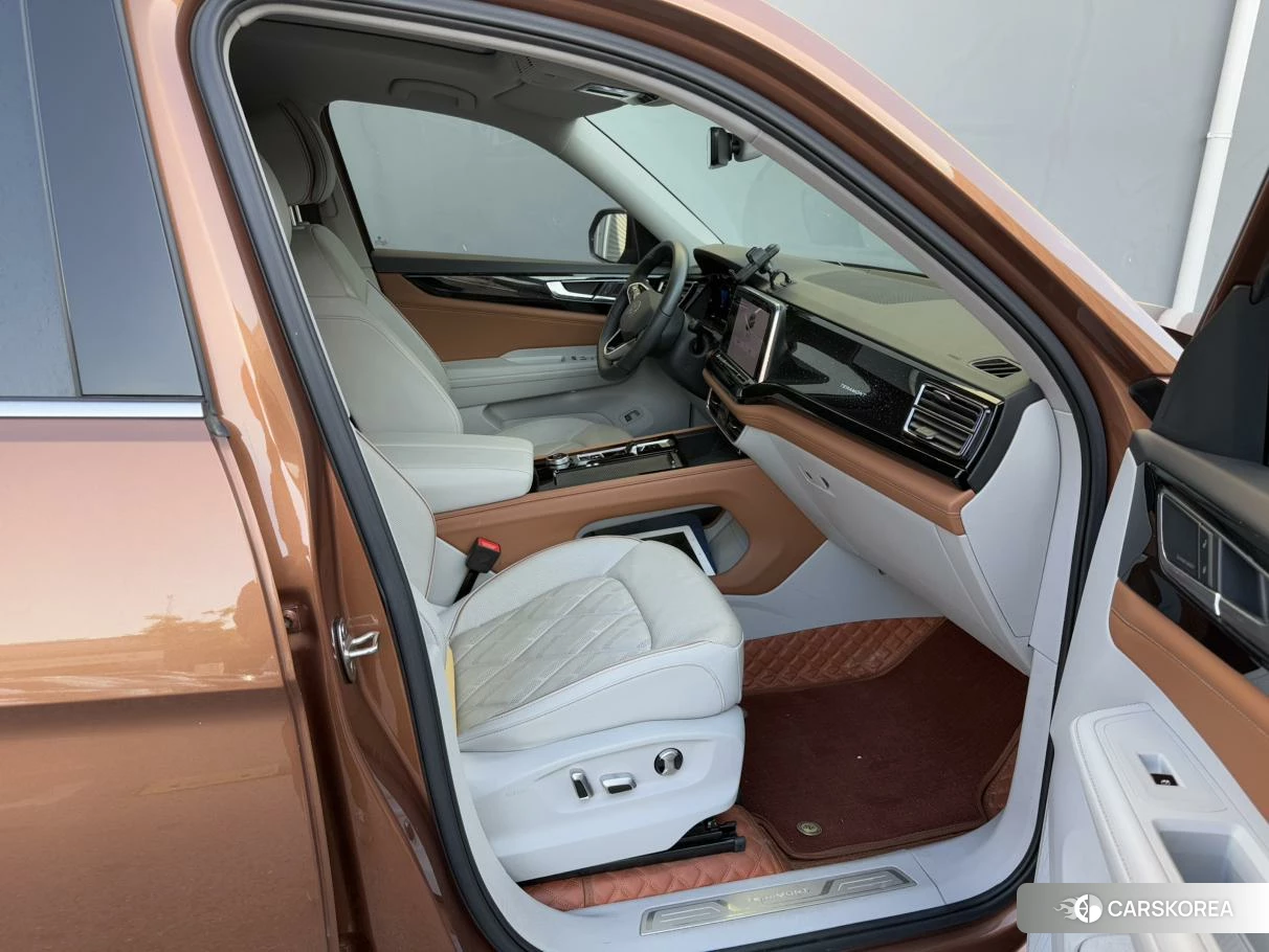 Volkswagen Teramont 2022 Коричневый из Китая