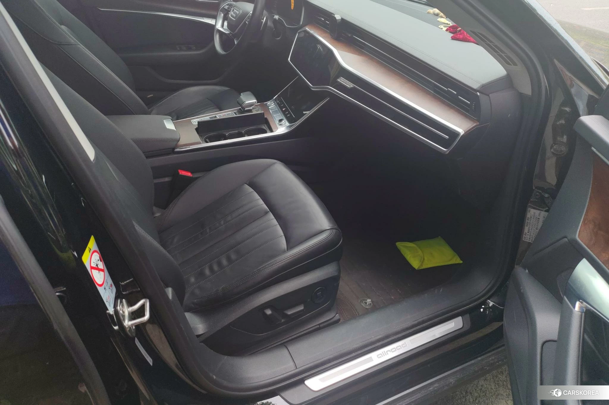 Audi A6 2020 Черный из Китая