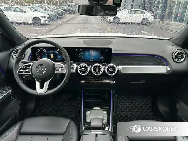 Mercedes-Benz GLB 2021 Белый из Китая
