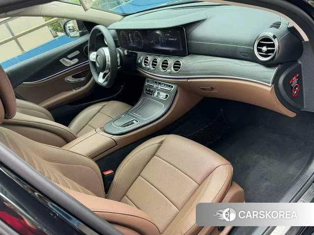 Mercedes-Benz E-Class 2020 Черный из Китая