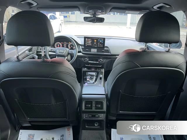 Audi Q5L 2022 Черный из Китая