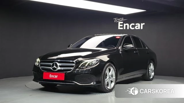 Mercedes-Benz E-Class W213 2018 Черный из Кореи