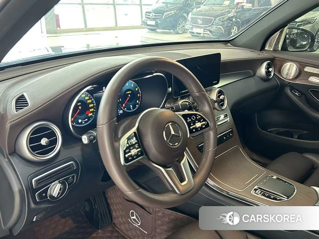 Mercedes-Benz GLC 2022 Зеленый из Китая
