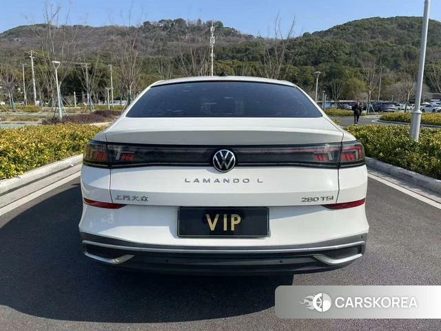 Volkswagen Lamando 2023 Белый из Китая