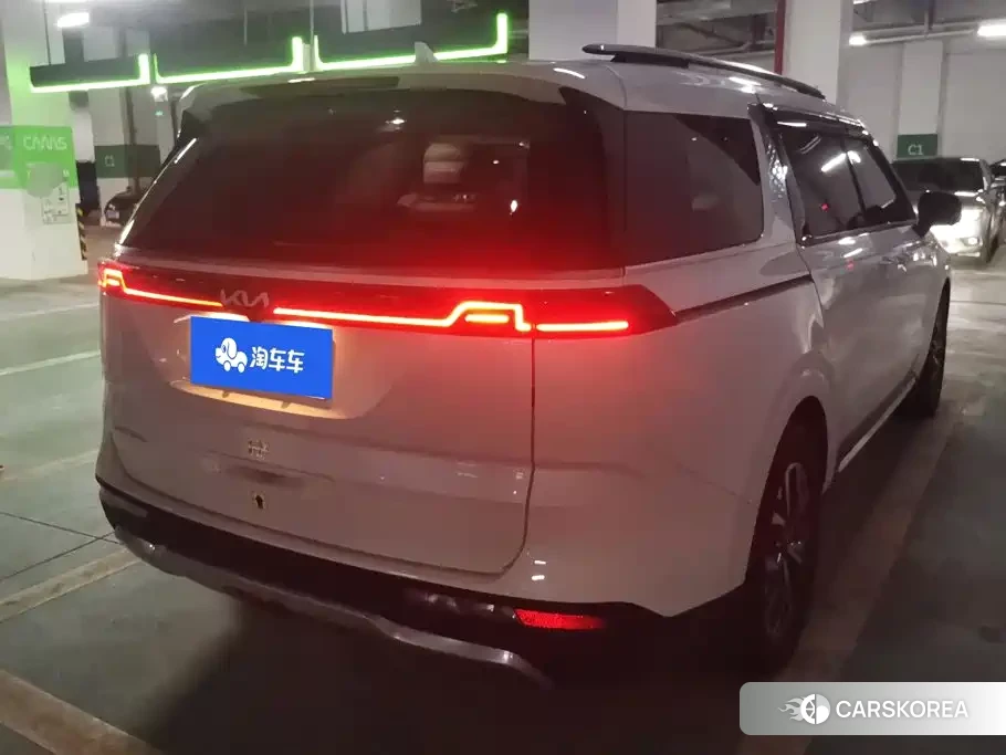 Kia Carnival 2024 Белый из Китая
