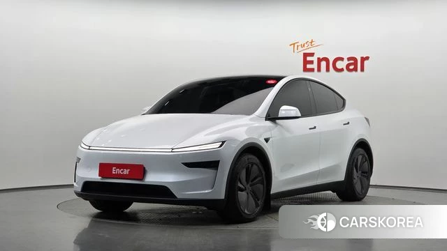 Tesla Model Y 2025 Белый из Кореи
