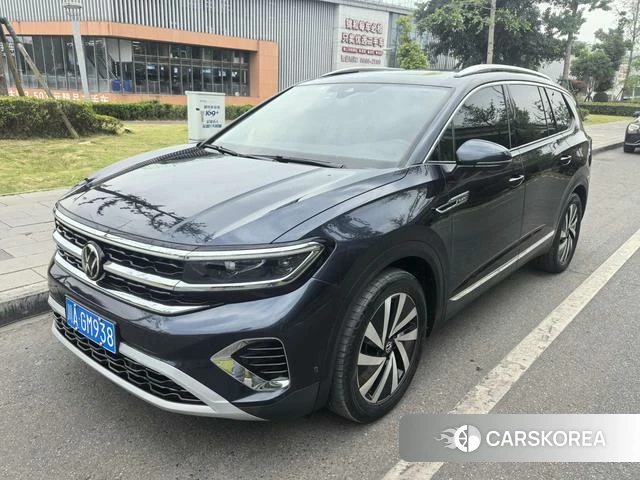 Volkswagen Talagon 2022 Темно-серый из Китая