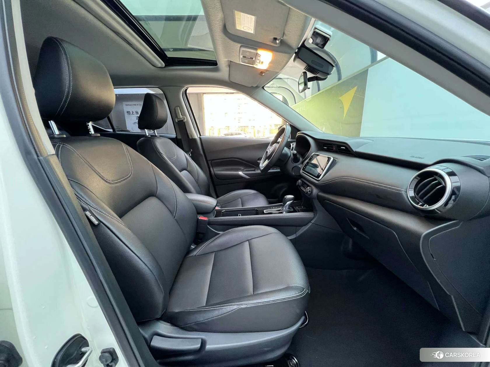 Nissan Kicks 2023 Белый из Китая