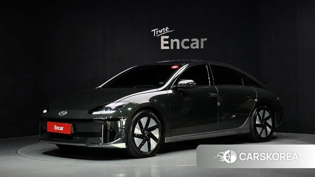Hyundai Ionic 6 2022 Темно-зеленый из Кореи