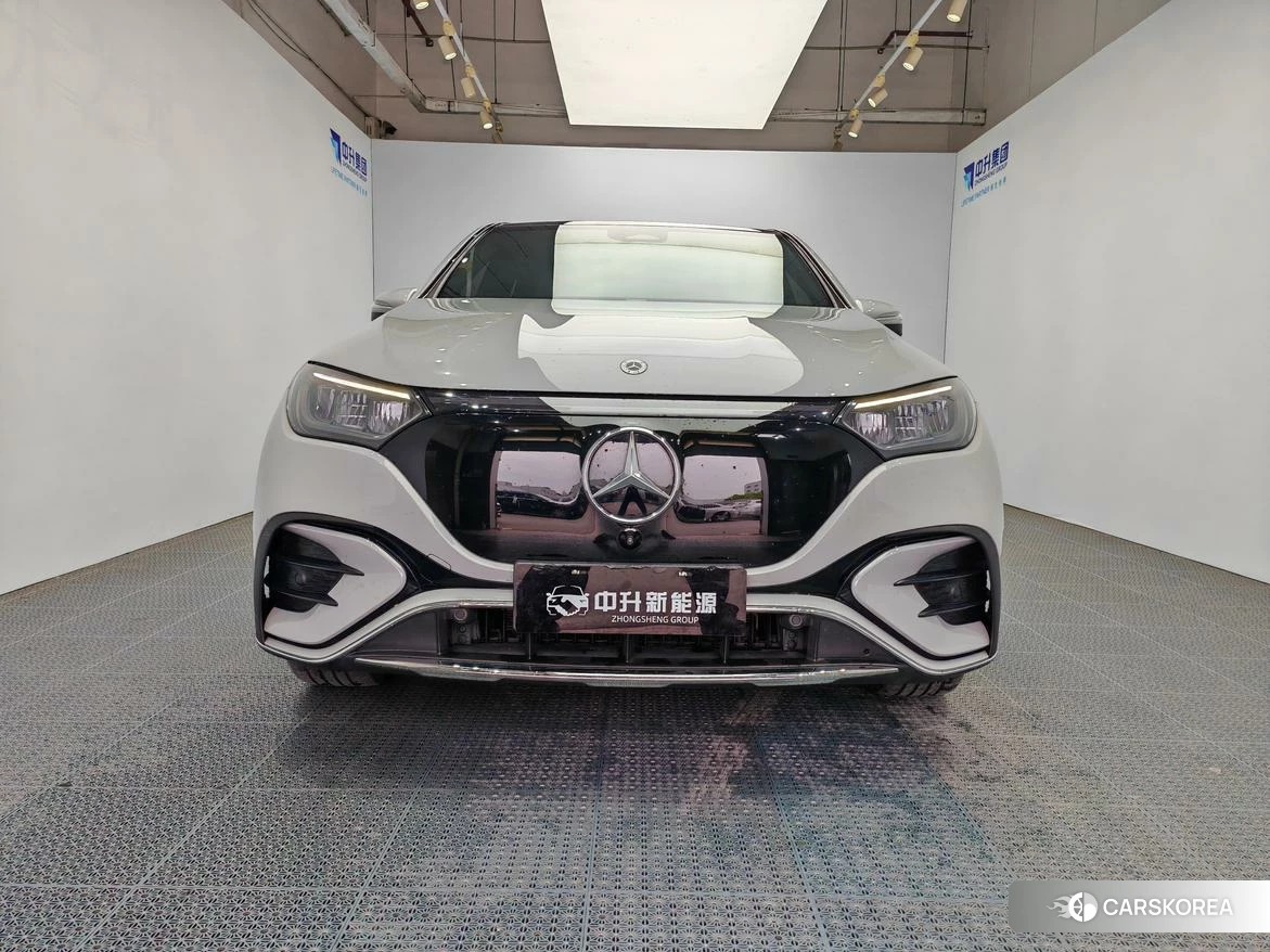 Mercedes-Benz EQE 2023 Темно-серый из Китая