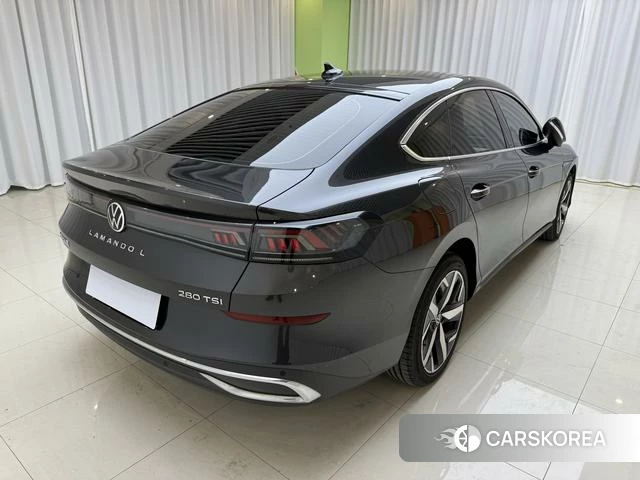 Volkswagen Lamando 2023 Темно-серый из Китая