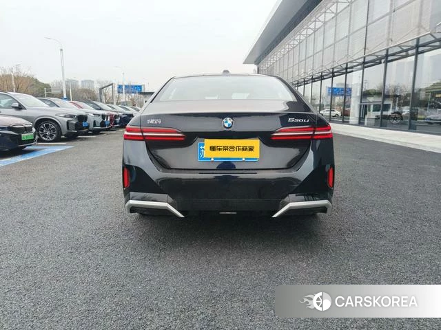 BMW 5 series 2025 Черный из Китая