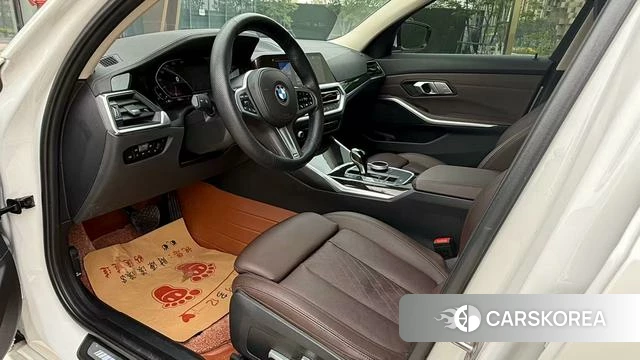 BMW 3 series 2022 Белый из Китая