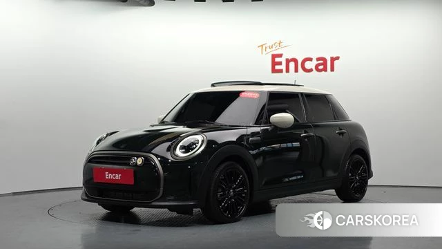 Mini Cooper 2022 Зеленый из Кореи