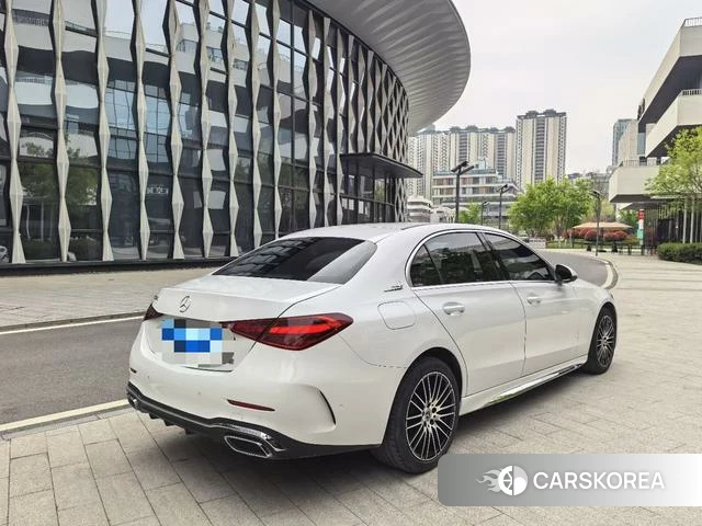 Mercedes-Benz C-class 2023 Белый из Китая