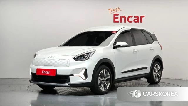 Kia Niro Plus 2022 Белый из Кореи