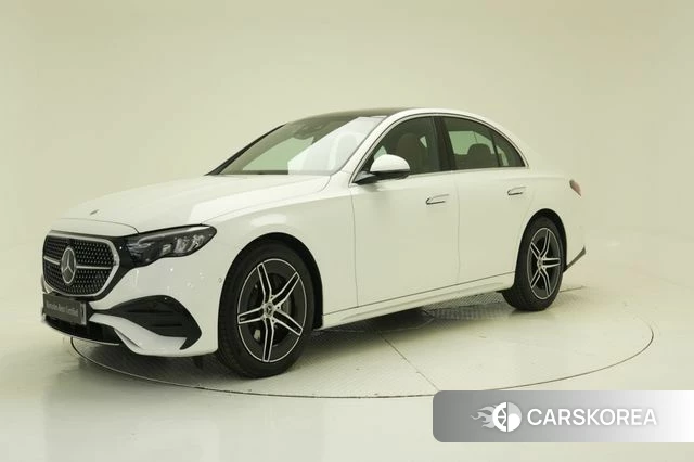 Mercedes-Benz E-Class W214 2026 Белый из Кореи