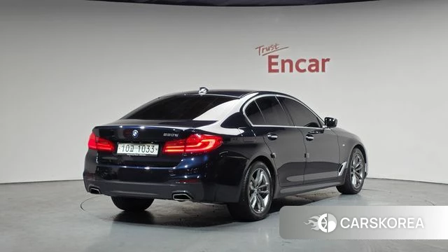 BMW 5 Series (G30) 2018 Синий из Кореи