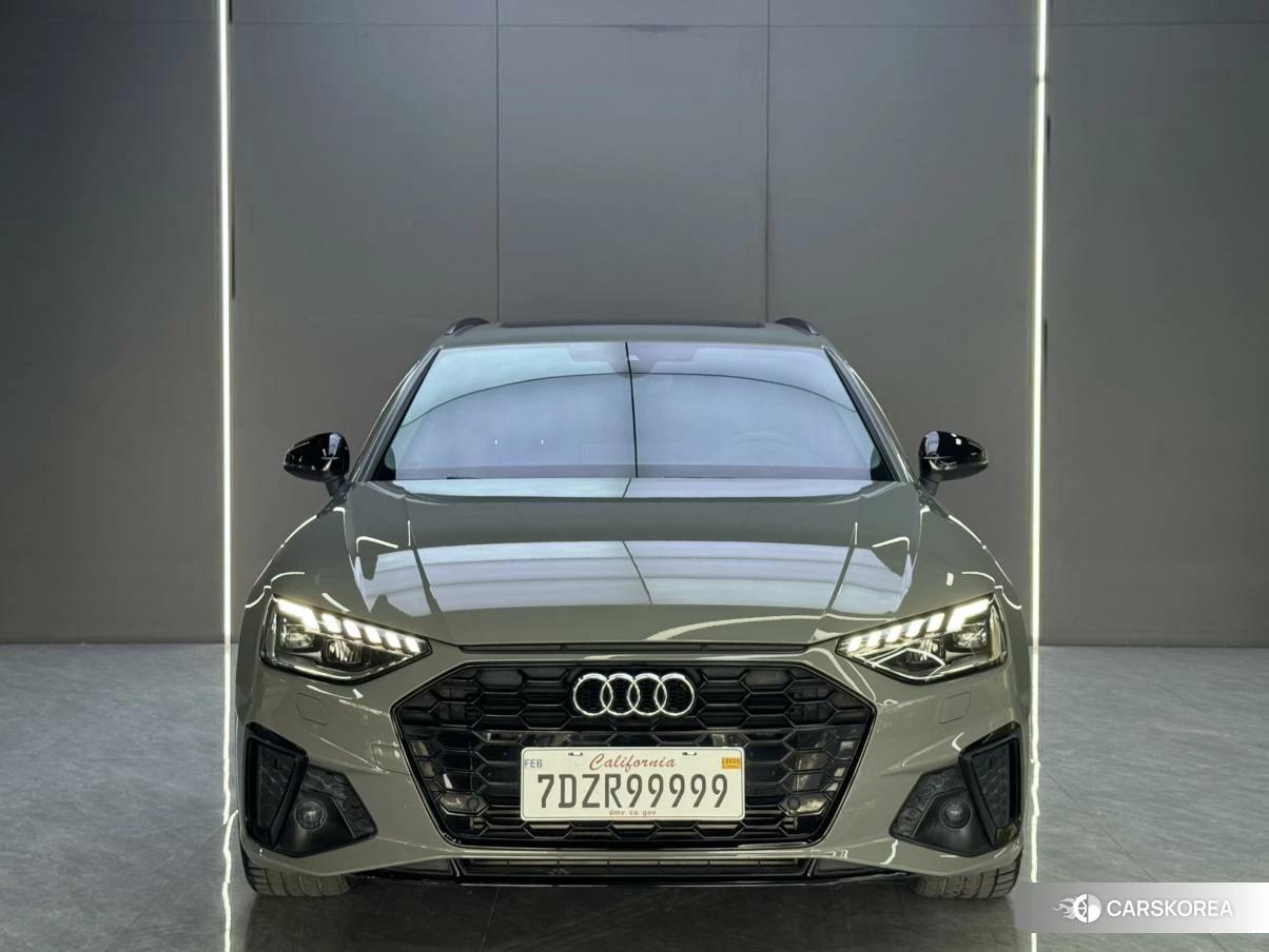 Audi A4L 2021 Серебристо-серый из Китая