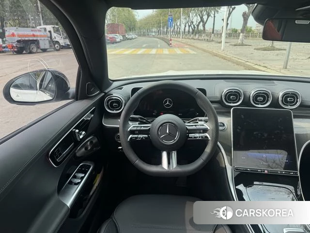 Mercedes-Benz C-class 2023 Белый из Китая