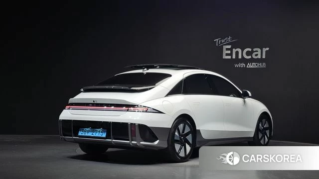 Hyundai Ionic 6 2024 Белый из Кореи
