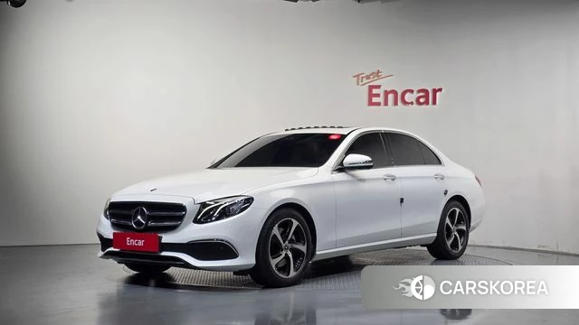 Mercedes-Benz E-Class W213 2020 Белый из Кореи