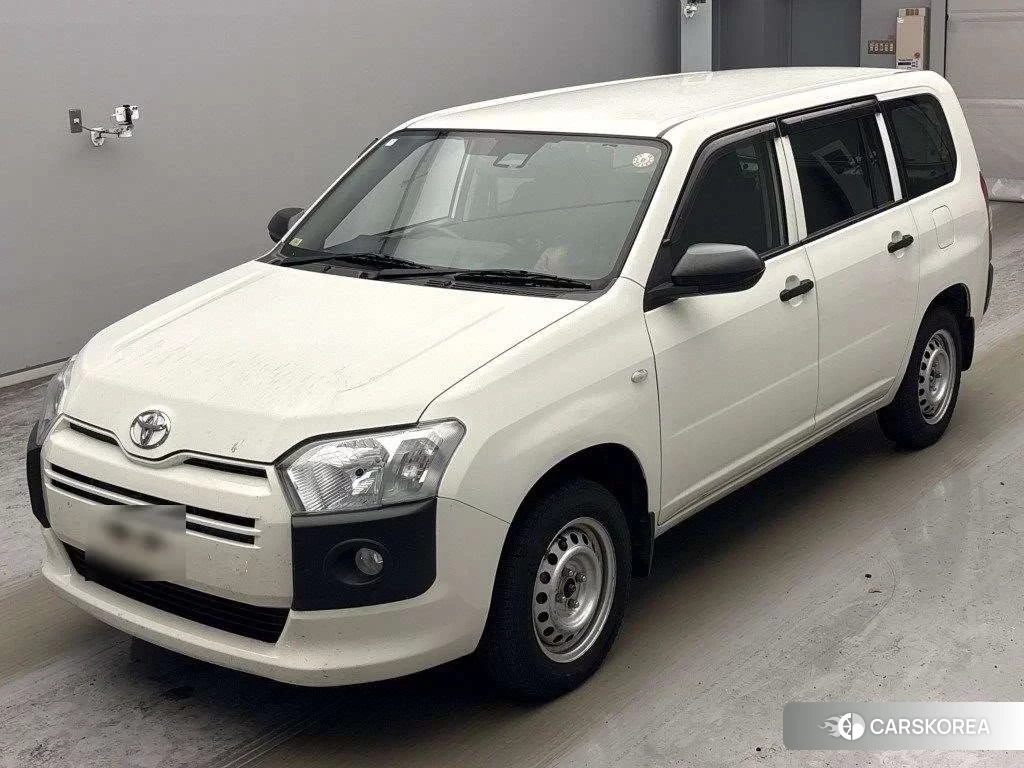 Toyota Probox 2022 из Японии