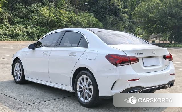 Mercedes-Benz A-Class 2022 Белый из Китая