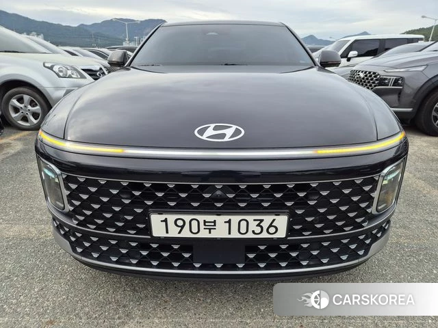 Hyundai Grandeur (GN7) 2023 Черный двухцветный из Кореи