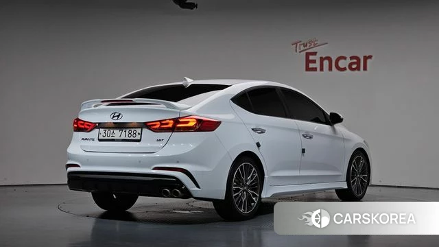 Hyundai Avante AD 2018 Белый из Кореи