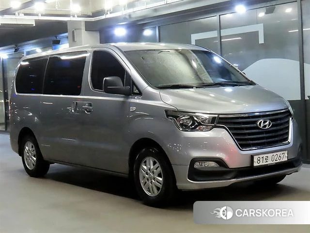 Hyundai The New Grand Starex 2019 Серебристо-серый из Кореи