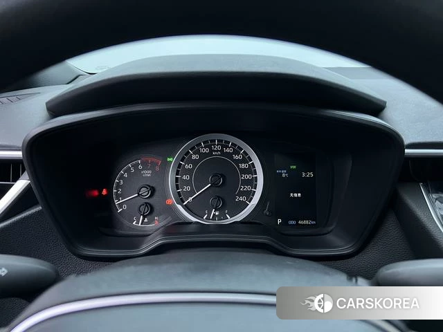 Toyota Levin 2021 Белый из Китая