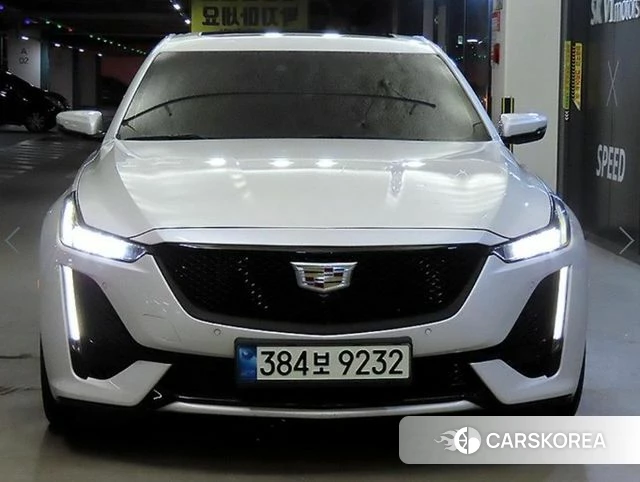 Cadillac CT5 2021 Белый из Кореи