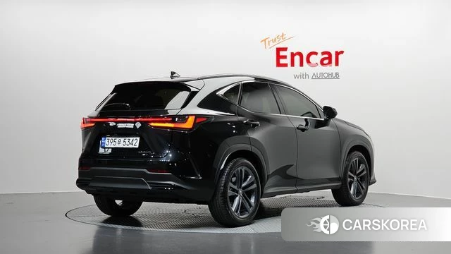 Lexus NX350h Second generation 2024 Черный из Кореи