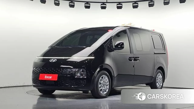 Hyundai Staria 2025 Черный из Кореи