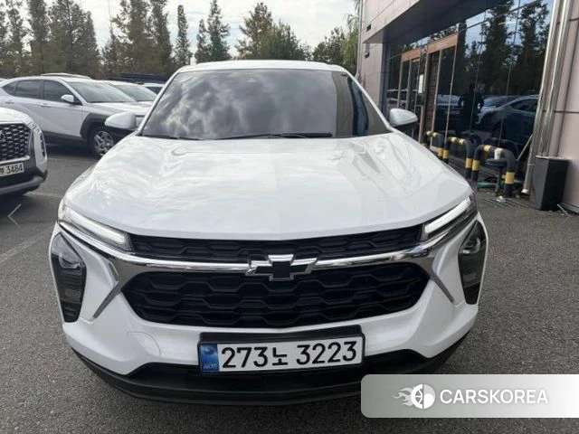 Chevrolet (GM Daewoo) Trax Crossover 2025 Белый из Кореи