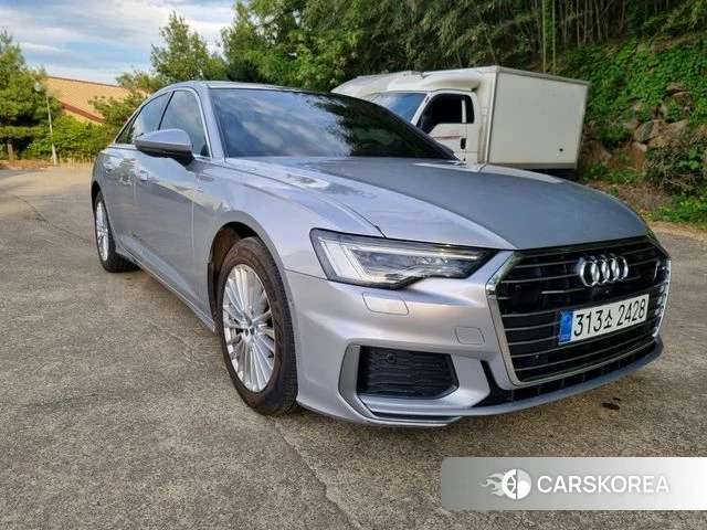Audi A6 (C8) 2020 Серебристо-серый из Кореи, фото 2