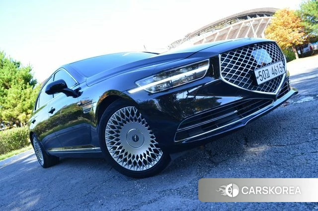 Genesis G90 2019 Черный из Кореи
