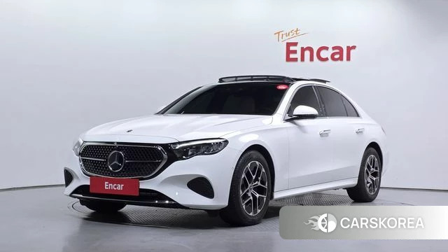 Mercedes-Benz E-Class W214 2026 Белый из Кореи