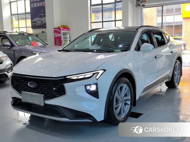 Ford Evos 2023 Белый из Китая