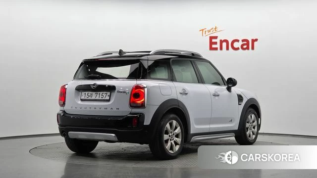 Mini Cooper D Countryman 2019 Белый из Кореи