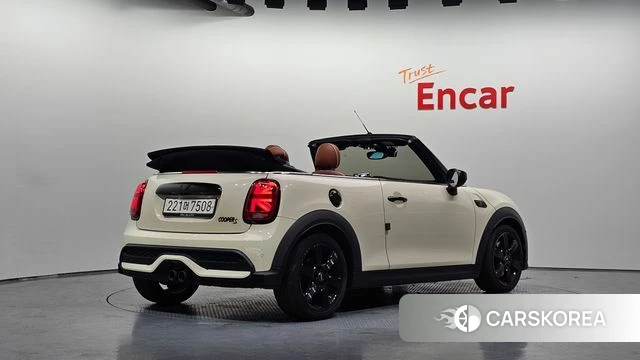 Mini Cooper S Convertible 2022 Жемчужный цвет из Кореи