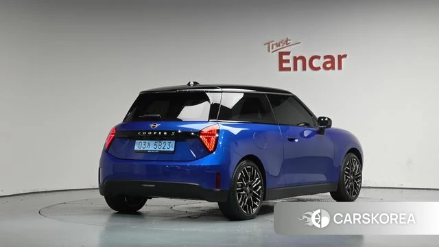 Mini Cooper Electric 4th Generation 2024 Синий из Кореи