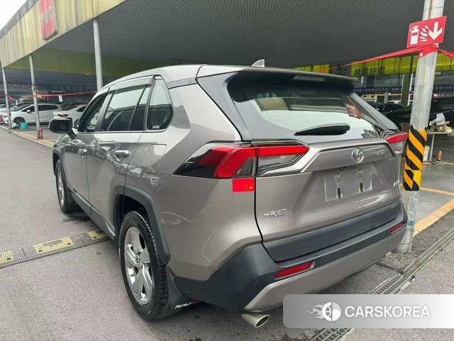 Toyota RAV4 2021 Шампань из Китая